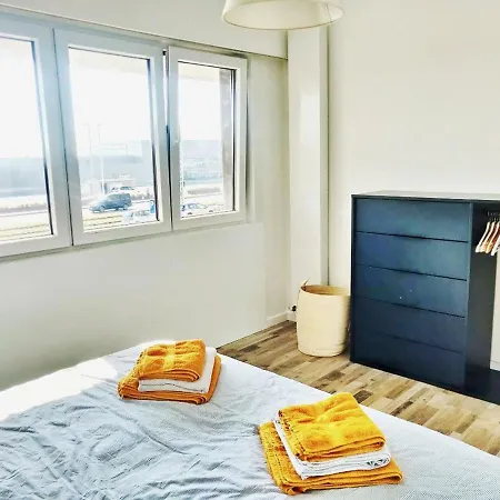 Royal Palace Seaview Apartment